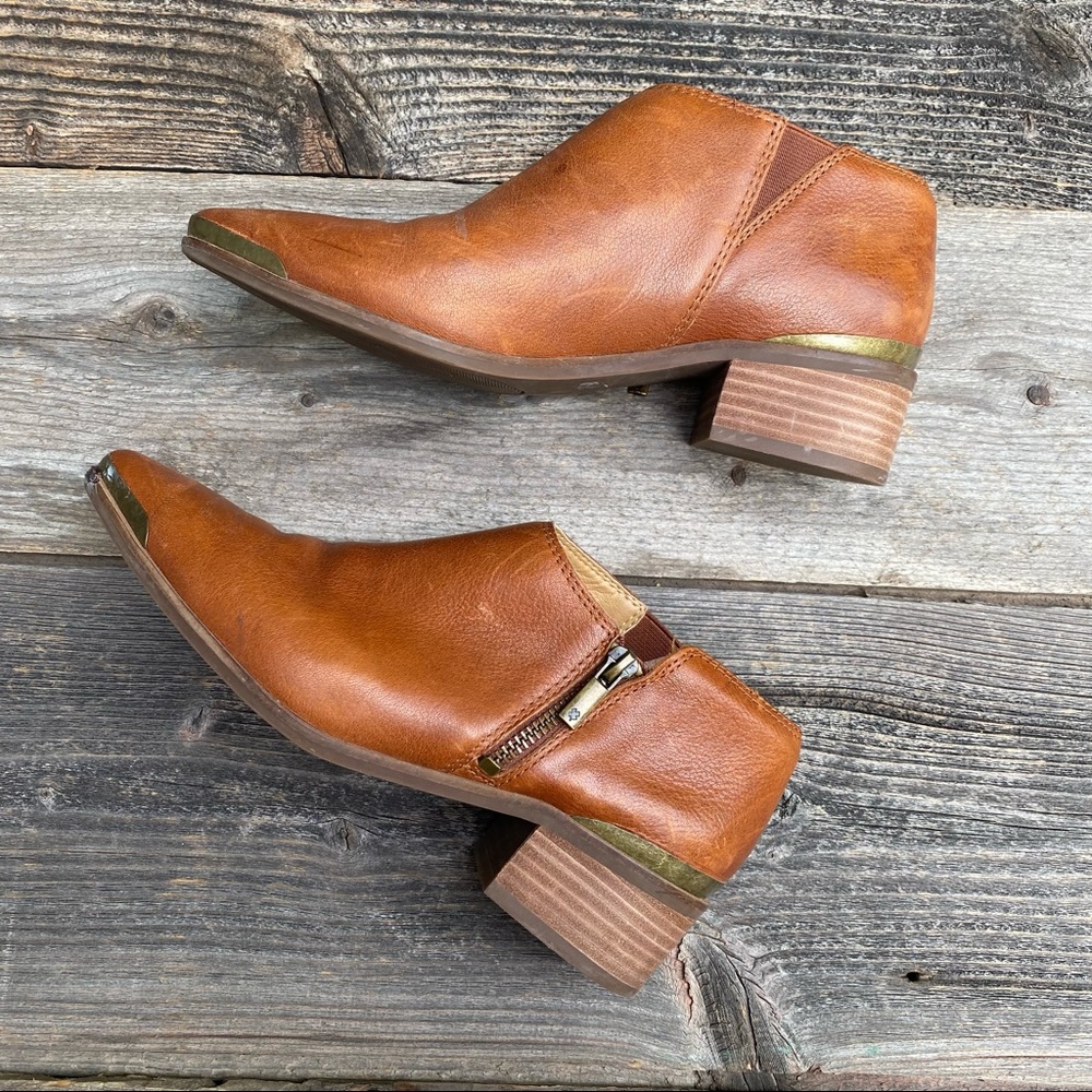 Lucky Brand Koben Tan Leather Ankle Booties - Picture 3 of 9